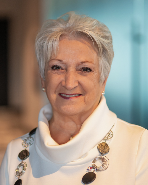 Sylvie Blanchette, mairesse de la Ville d'Amqui et membre de l'exécutif Sylvie Blanchette, mairesse de la Ville d'Amqui et membre de l'exécutif